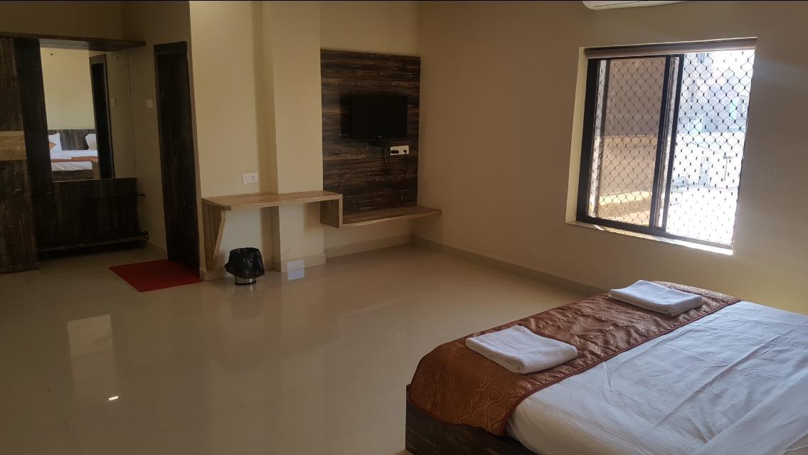 Hotel Shehnai Garden Khurai Extérieur photo